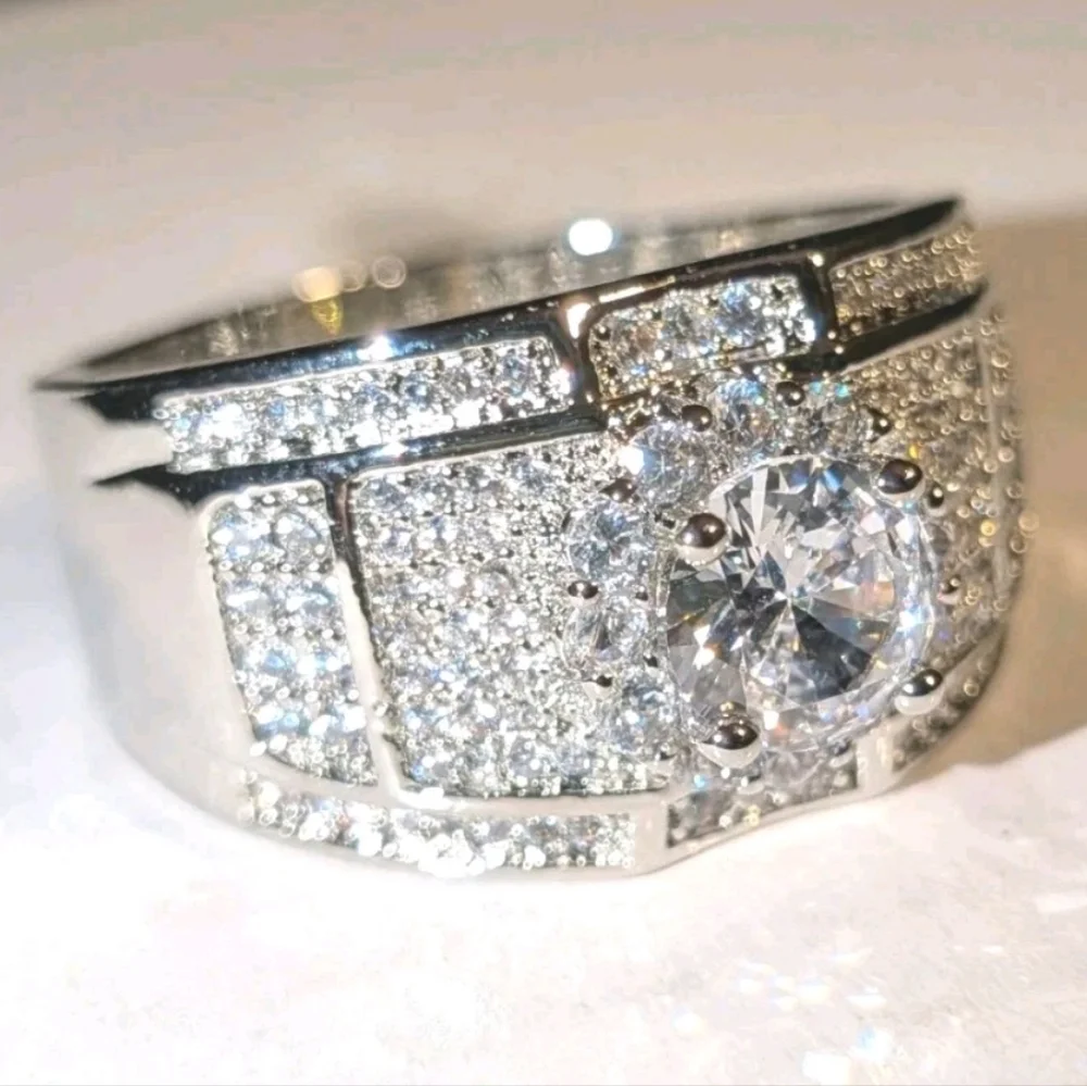 Elegant Men's 4 Ct Lab Created Diamond Blinged Out 925 Silver Wedding Band